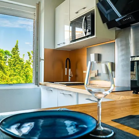 Les Du Palais Des Expositions Apartmán *